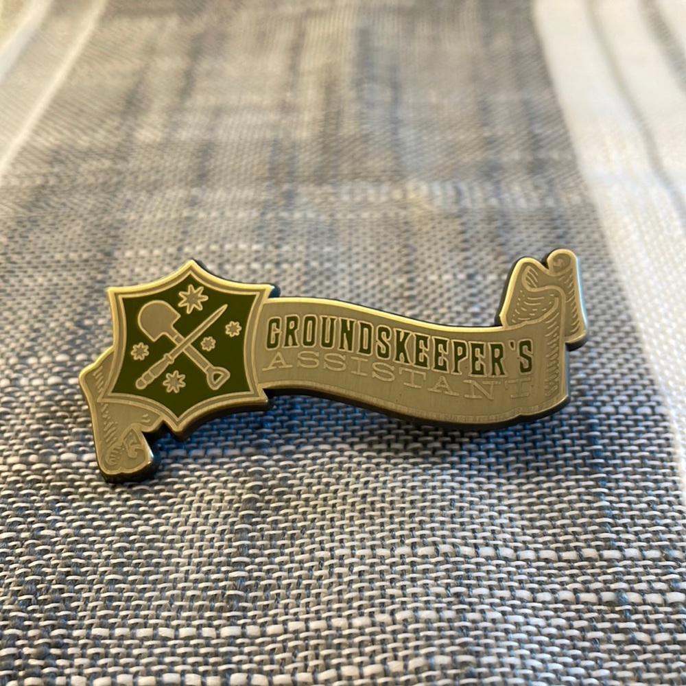 Harry Potter Hagrid Grounds Keeper Assistant Pin